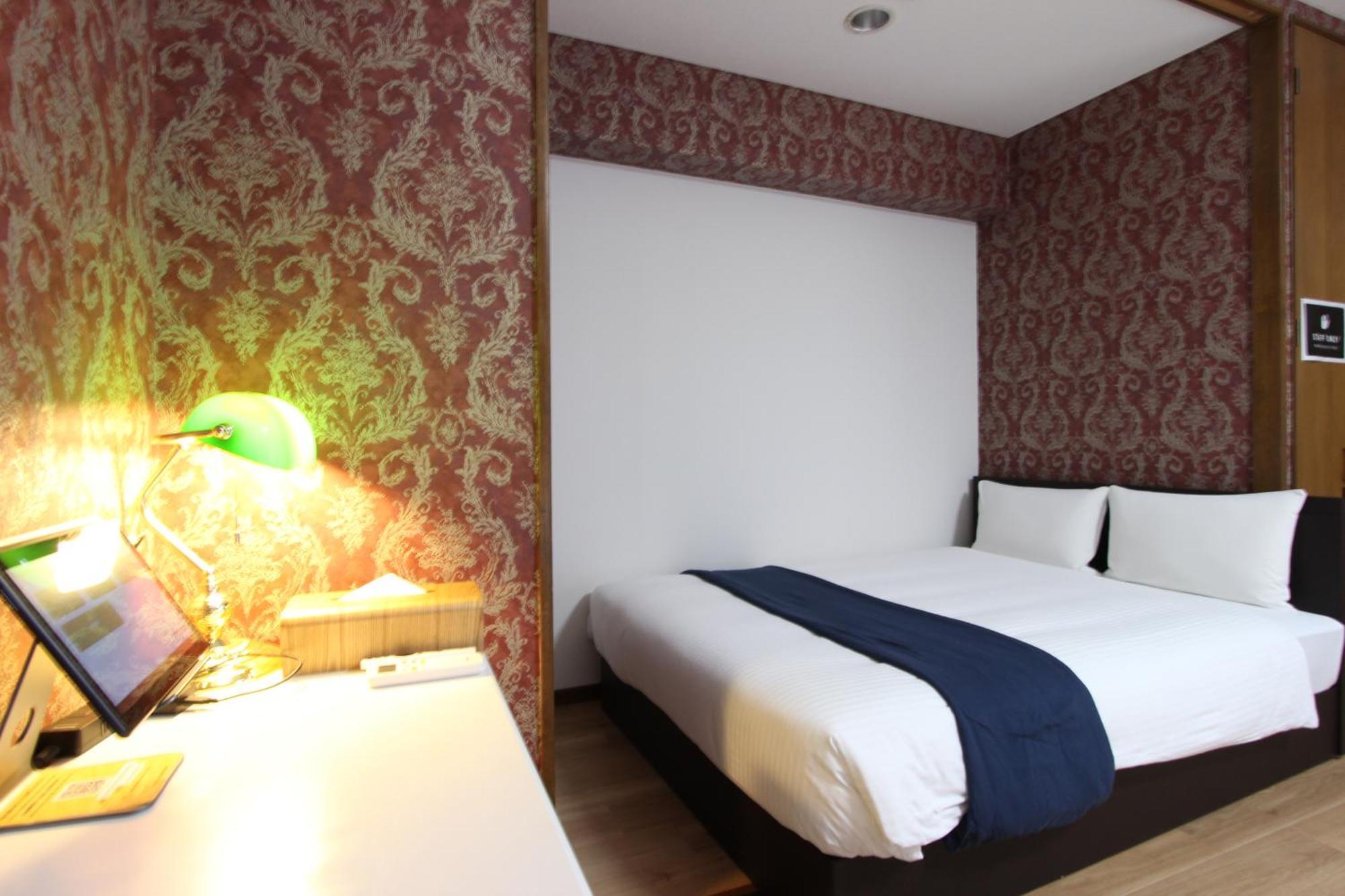 Parkside Hakata Apartment